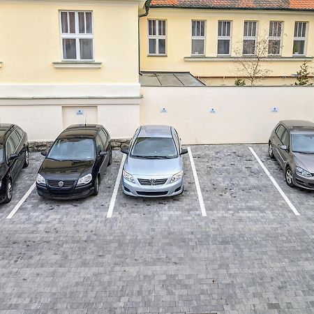 Residence Wurmfeld - Rodinny Apartman S 3 Loznicemi チェスキー クルムロフ エクステリア 写真